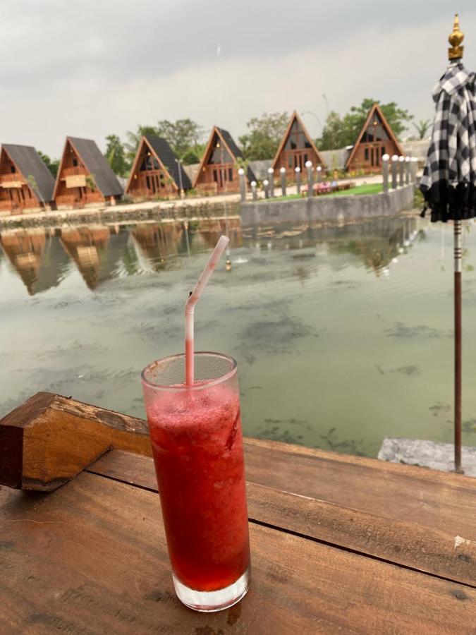 Resort & Resto Talaga Sundayana Субанг Екстериор снимка